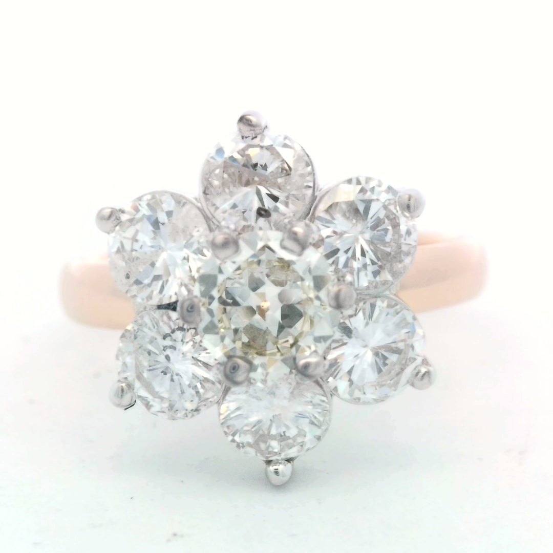18K Yellow Gold Vintage Diamond Cluster Ring