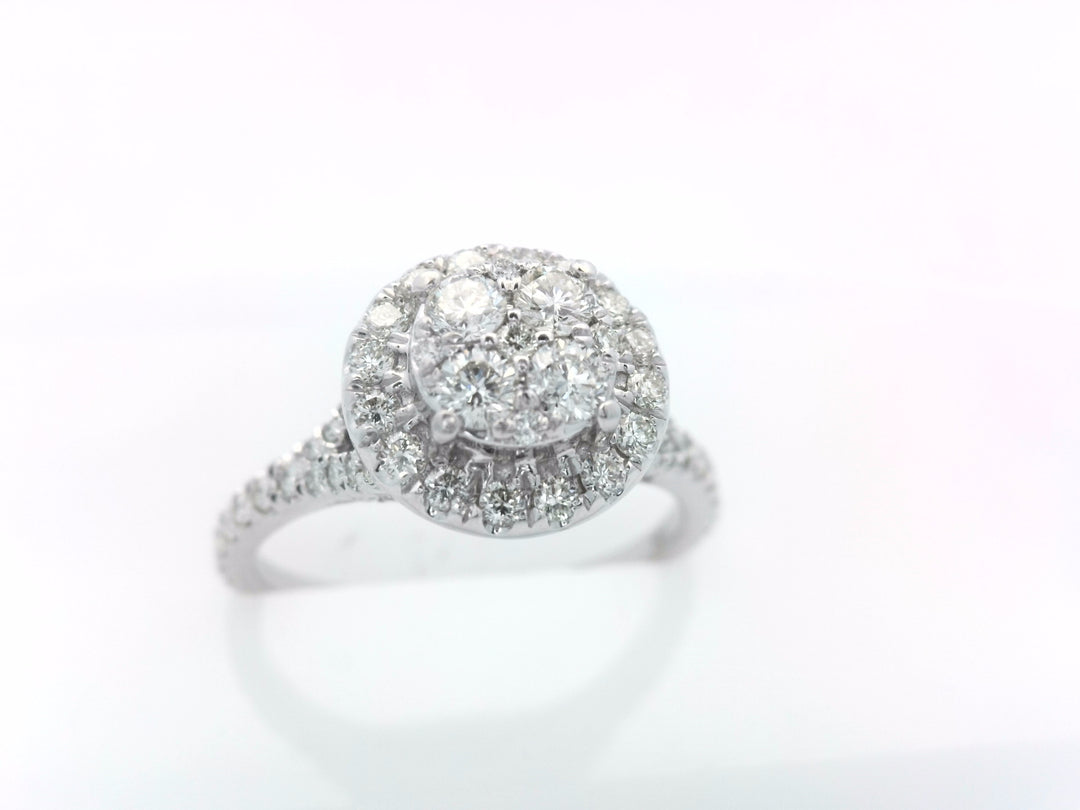 14K White Gold 1.50 CTW Diamond Cluster Ring - Size 7
