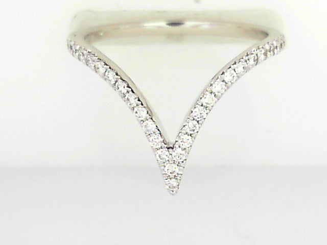 14K Gold .21ct Diamond Chevron Wedding Band Ring