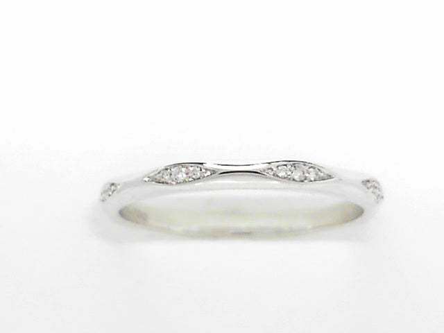 14K White Gold Diamond Wedding Band Ring (0.05 ctw)