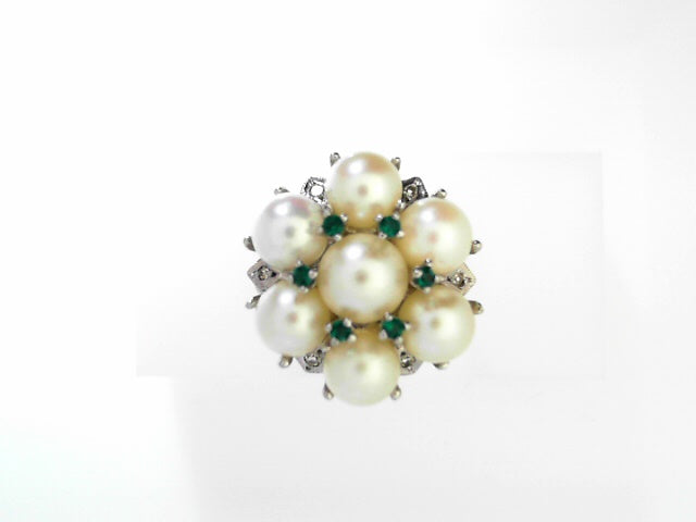 10kt Gold Vintage Pearl & Emerald Cut Diamond Ring