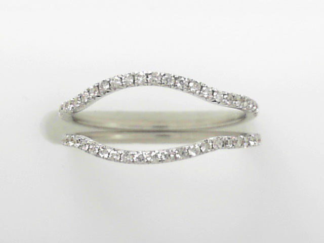18K Gold .24ctw Diamond Shadow Band Ring, Size 5.5