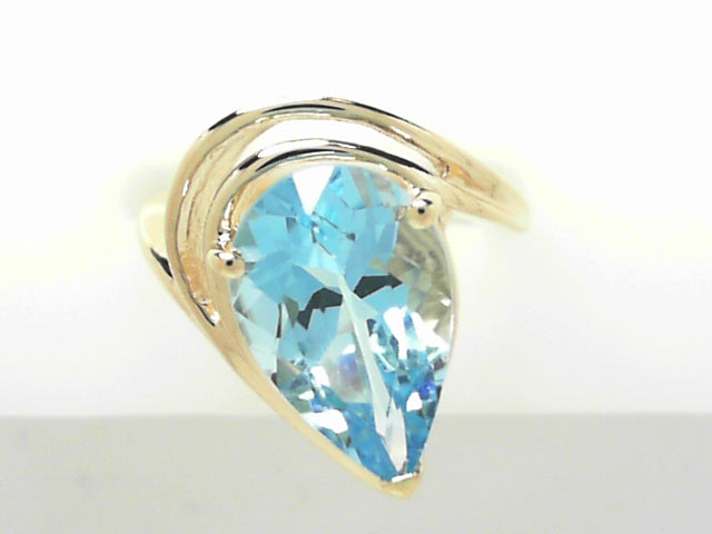 14K Gold Swiss Blue Topaz Solitaire Ring Size 6