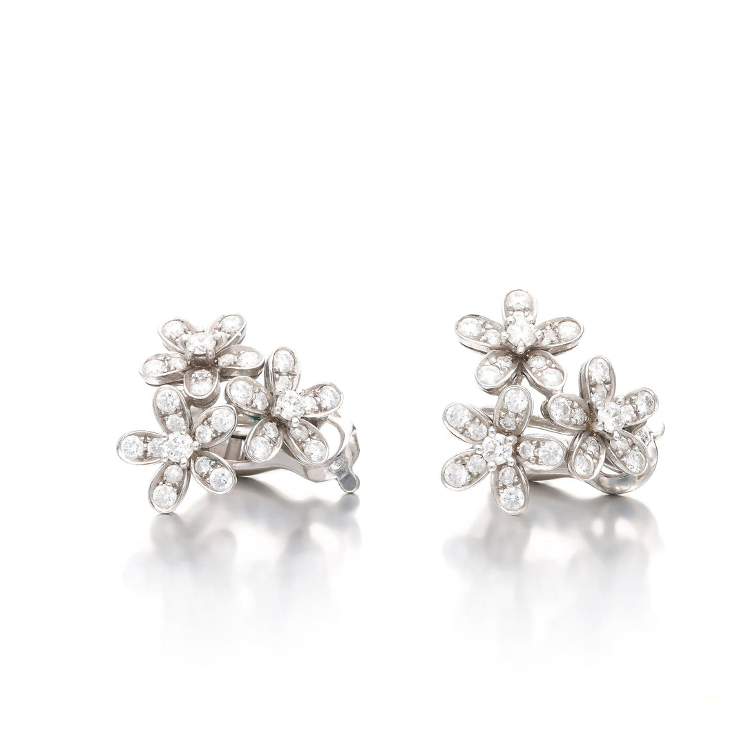 Van Cleef 18K Platinum 1.32ctw IF Diamond Flower Earrings