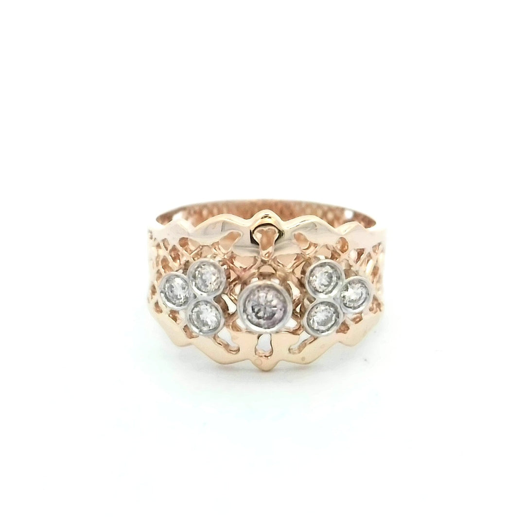 Vintage 14K Yellow Gold Diamond Filigree Cluster Ring