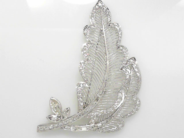 18K Gold Marquise Diamond Leaf Pin 3.60ctw Elegant