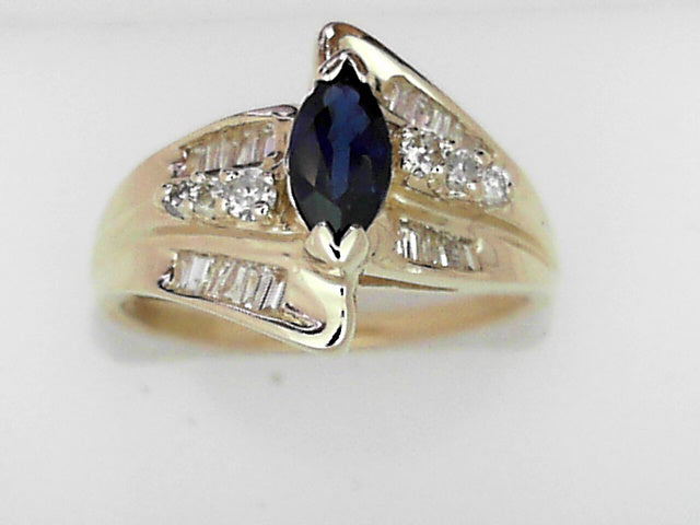 14kt Yellow Gold Sapphire & Diamond Oval Ring