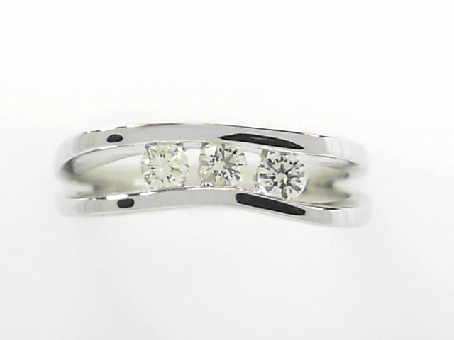 18K White Gold 0.25ctw Channel Diamond 3-Stone Ring