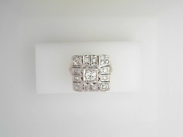 14K Gold Vintage Diamond Ring - 0.75 Carat Elegance
