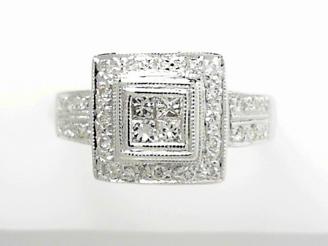 18K Gold .75ct Princess Diamond Square Design Ring