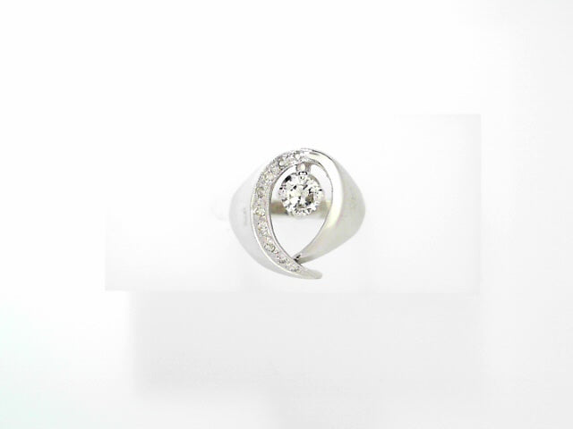 Vintage-Inspired 14K White Gold .33ct Diamond Halo Ring