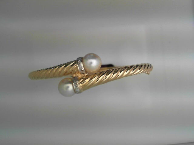 14K Gold Pearl Diamond Bangle Bracelet Elegant Design