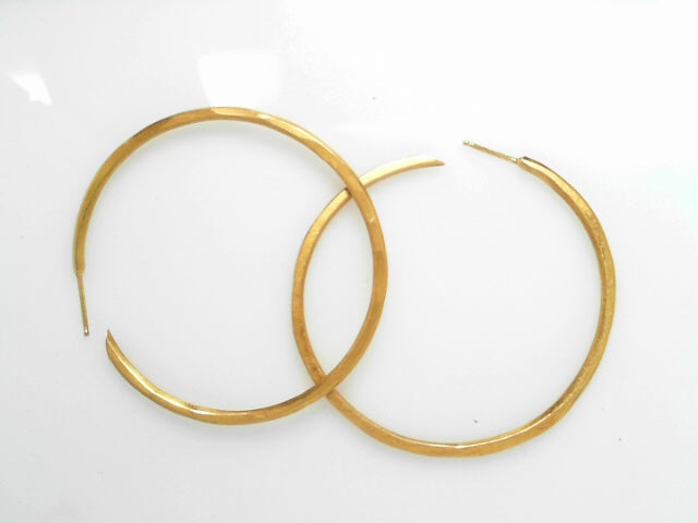 21K Gold Classic Hoop Earrings - Timeless Luxury Jewelry