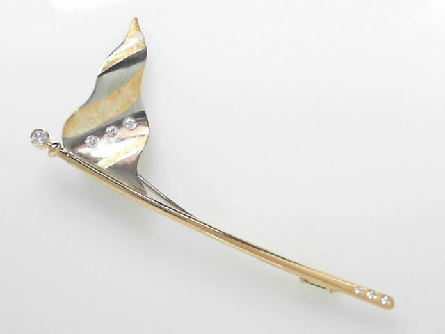 18K Platinum Vintage Diamond Flag Pin Brooch