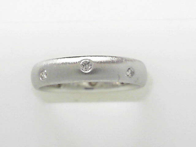 14K White Gold Diamond Flush Set Band Ring