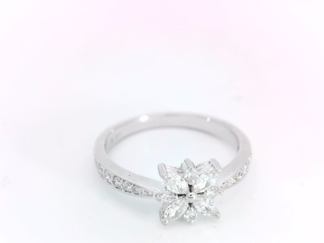 14kt Yellow Gold .21ctw Diamond Flower Ring, Size 6.5