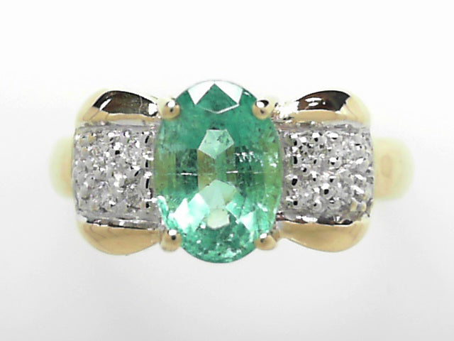 18K Gold Emerald Cut Diamond Halo Ring Size 10