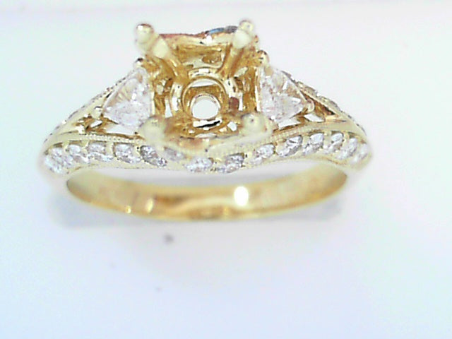 Refined 14K Gold Diamond Semi Mount Ring Setting