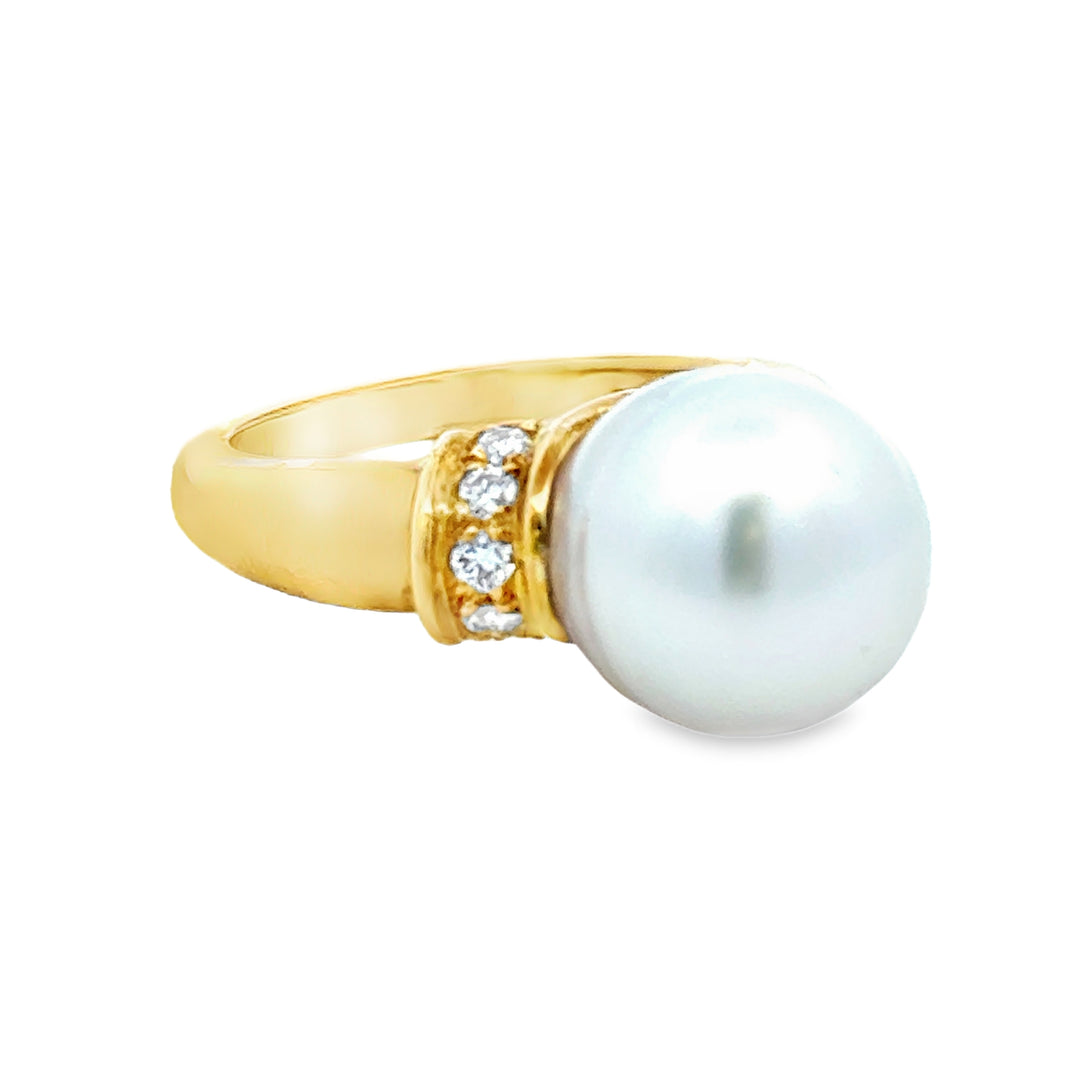 18K Gold Vintage Pearl Ring - Timeless 11.5mm Elegance