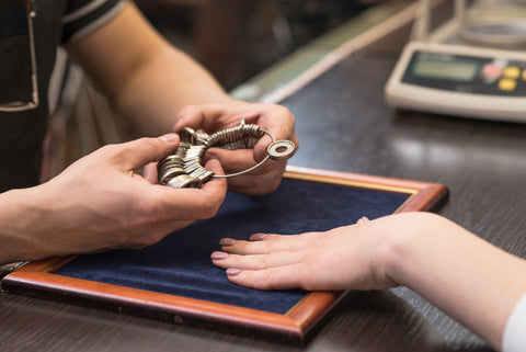 Ring Sizing + Re-Sizing